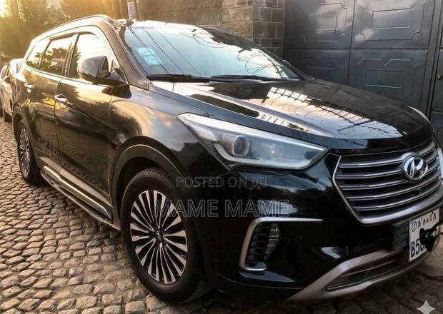 Hyundai Santa Fe 2017 Black