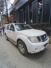 Nissan Pathfinder Platinum 4x4 2013 White for sale
