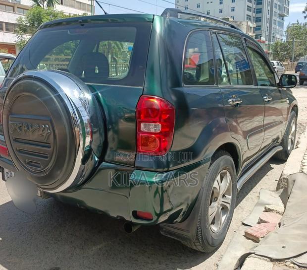 Toyota RAV4 2005 Green
