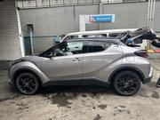 Toyota C-HR XLE FWD 2020 Gray for sale