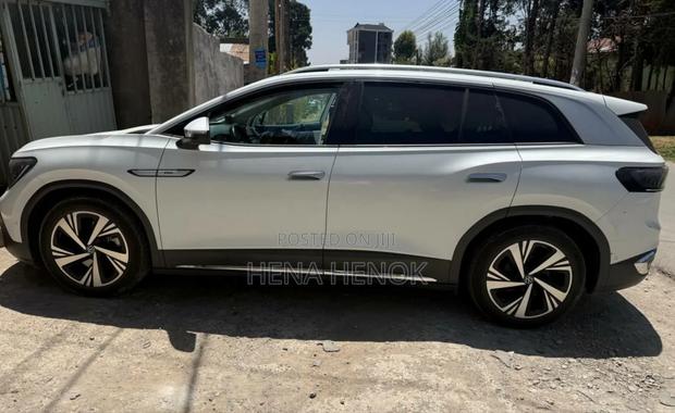 Volkswagen ID.6 2022 White