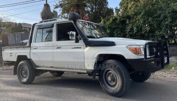 Toyota Land Cruiser 2018
