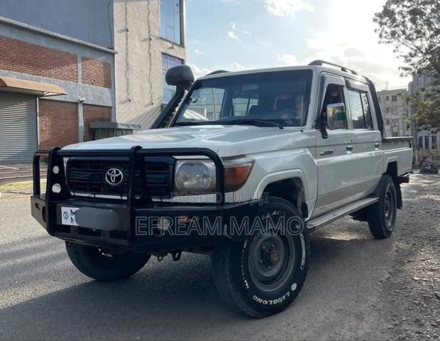 Toyota Land Cruiser 2018