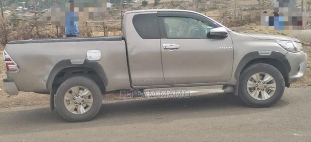 Toyota Hilux 2017
