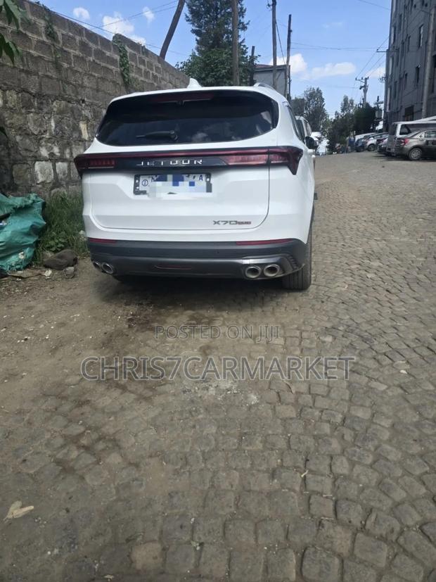 Jetour X70 Plus 1.5 7-Seater FWD 2022 White