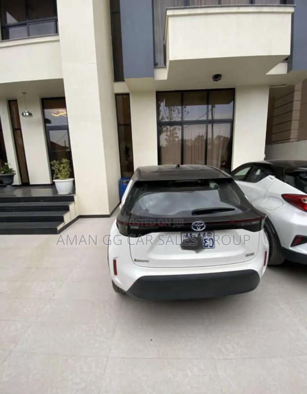 Toyota Corolla 2022 White