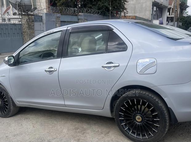 Toyota Yaris 2007 Silver