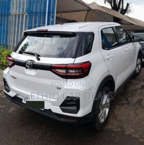 Toyota Raize 2022 White