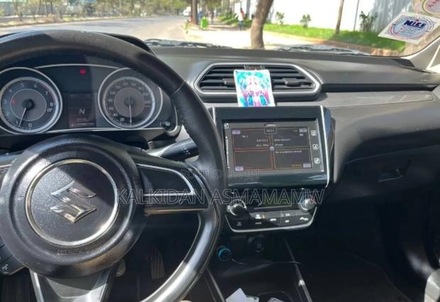 Suzuki Dzire 2022 Gray
