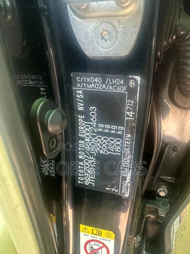 Toyota Land Cruiser Prado 2013 Gray