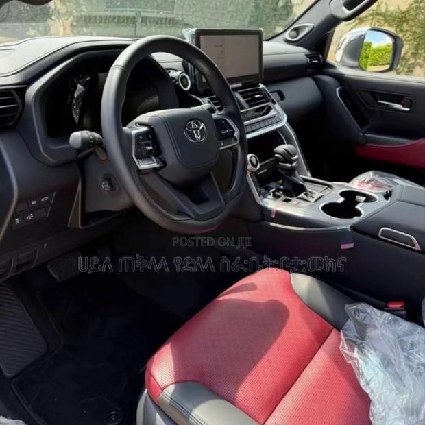 New Toyota Land Cruiser 2024 Ivory