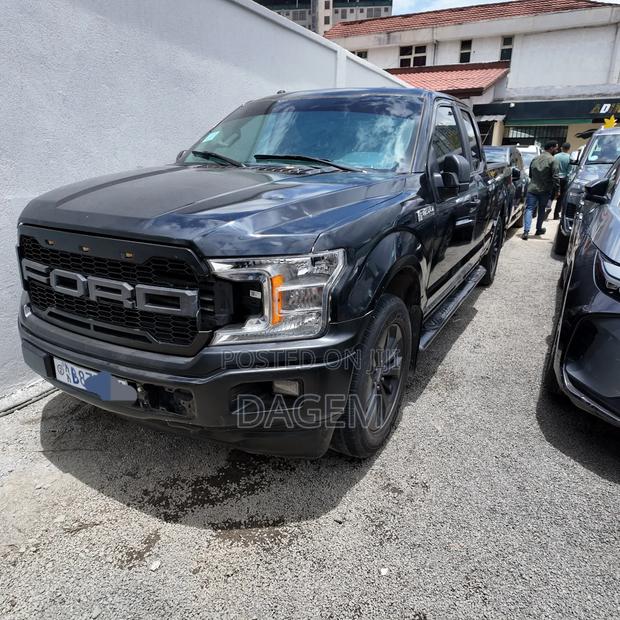 Ford F-150 2018 Black