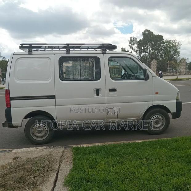 Suzuki Eeco 2025