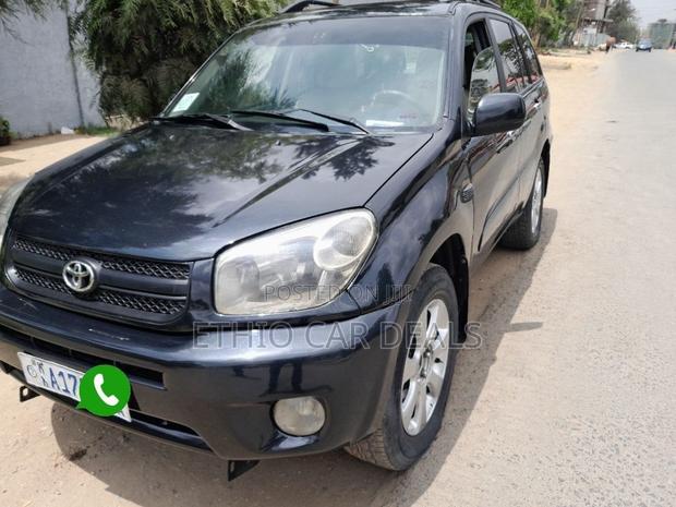 Toyota RAV4 2005 Black