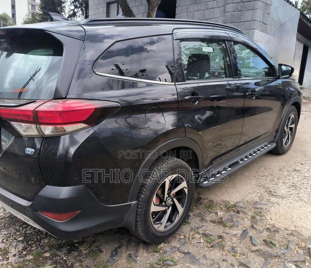 Toyota Rush 2018 Brown
