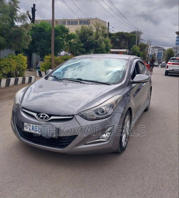 Hyundai Avante 2011 Gray