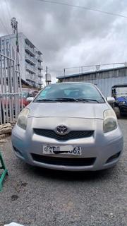 Toyota Yaris 2010 Gray for sale