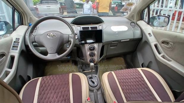 Toyota Yaris 2008 Gray