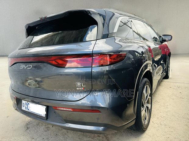 New BYD Tang EV 2025 Gray