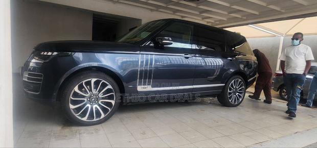 Land Rover Range Rover Vogue 2023 Black