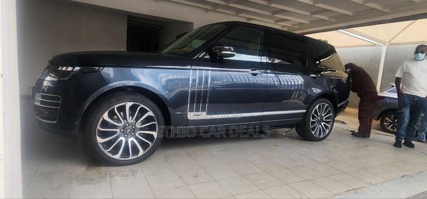 Land Rover Range Rover Vogue 2023 Black