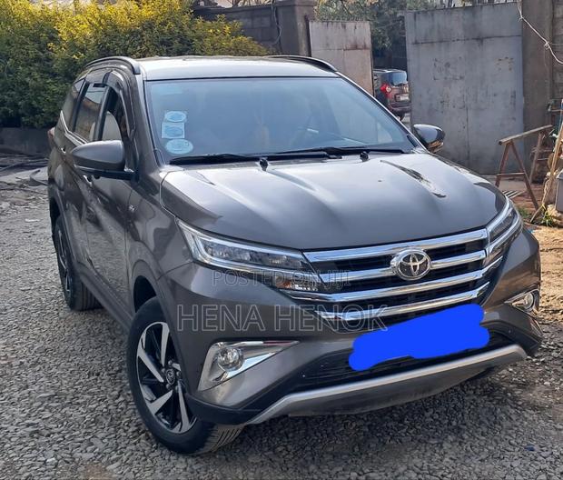 Toyota Rush 2022 Gray