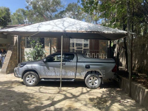 Toyota Hilux 2016 Silver