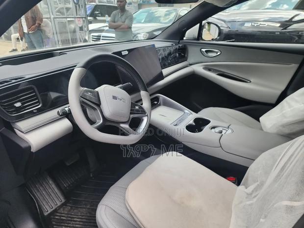 New BYD Seal 06 DM-i 2025 Silver