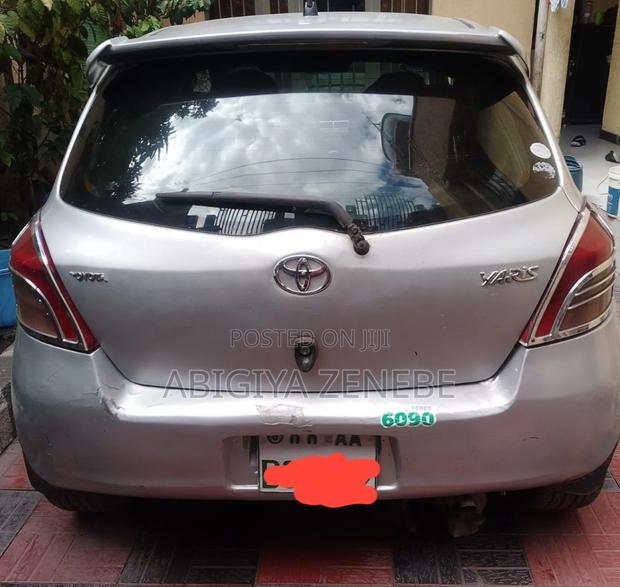 Toyota Yaris 1.0 2006 Silver