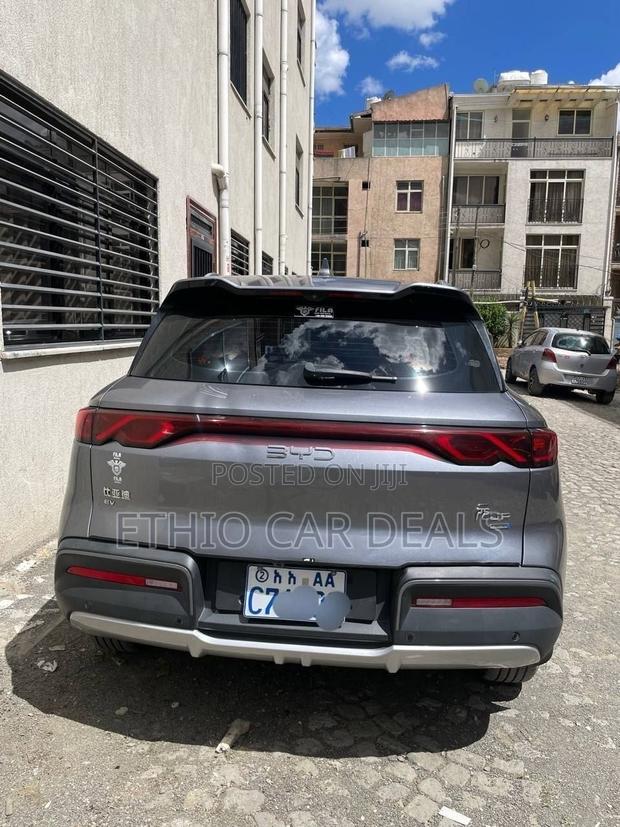 BYD Yuan Up 2025 Gray