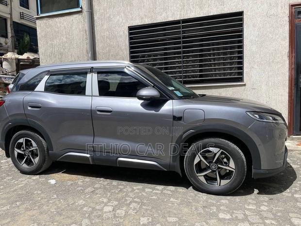 BYD Yuan Up 2025 Gray