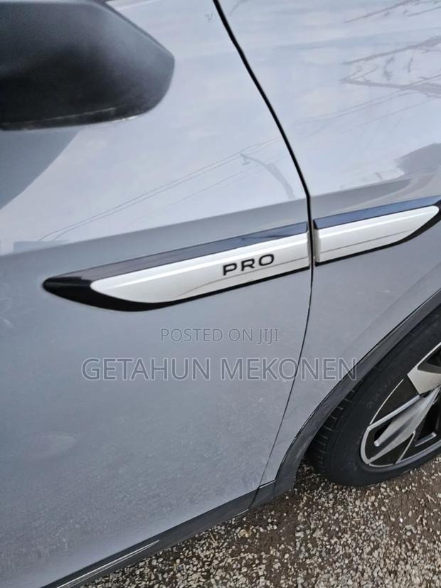 Volkswagen ID.4 2023 Gray