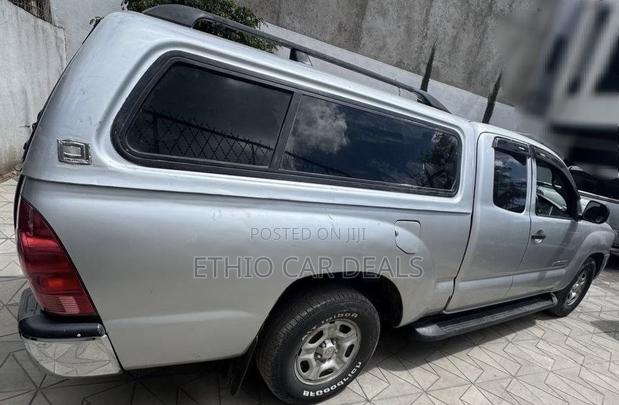 Toyota Tacoma 2008 Silver