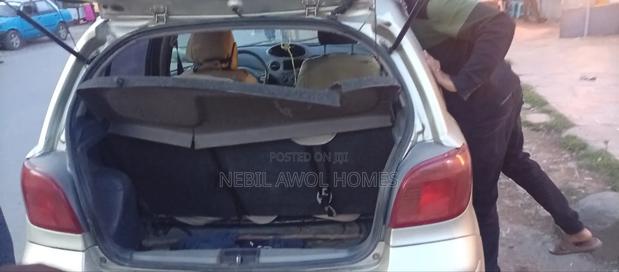 Toyota Vitz 1.0 FWD 3dr 2002 Gold