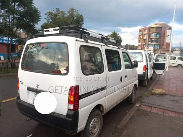 Suzuki Eeco 2024 White