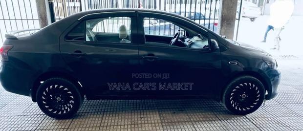 Toyota Yaris 2009 Gray