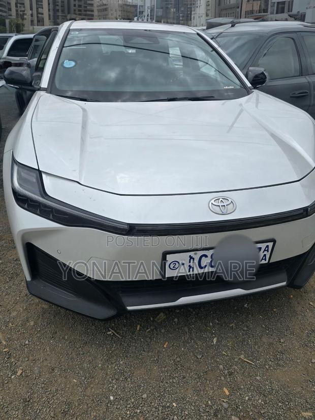 Toyota bZ3 2024 White