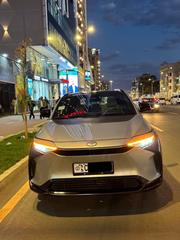Toyota bZ4X 71.4 kWh AWD 2023 Gray for sale