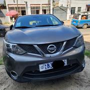 Nissan Qashqai 2017 Gray for sale