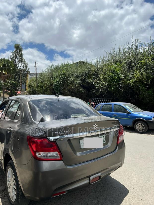 Suzuki Dzire 2022 Gray