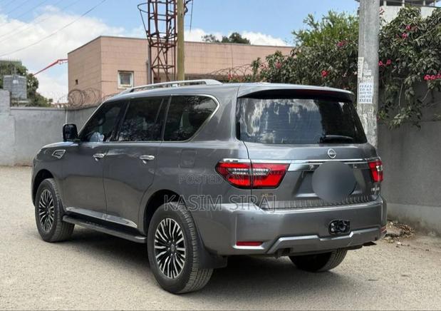 Nissan Patrol 2023 Gray