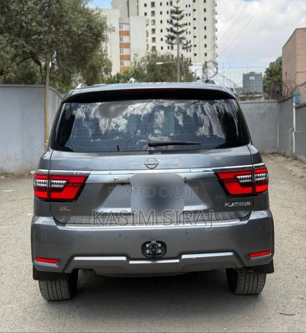 Nissan Patrol 2023 Gray