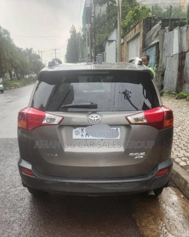Toyota RAV4 2015 Gray