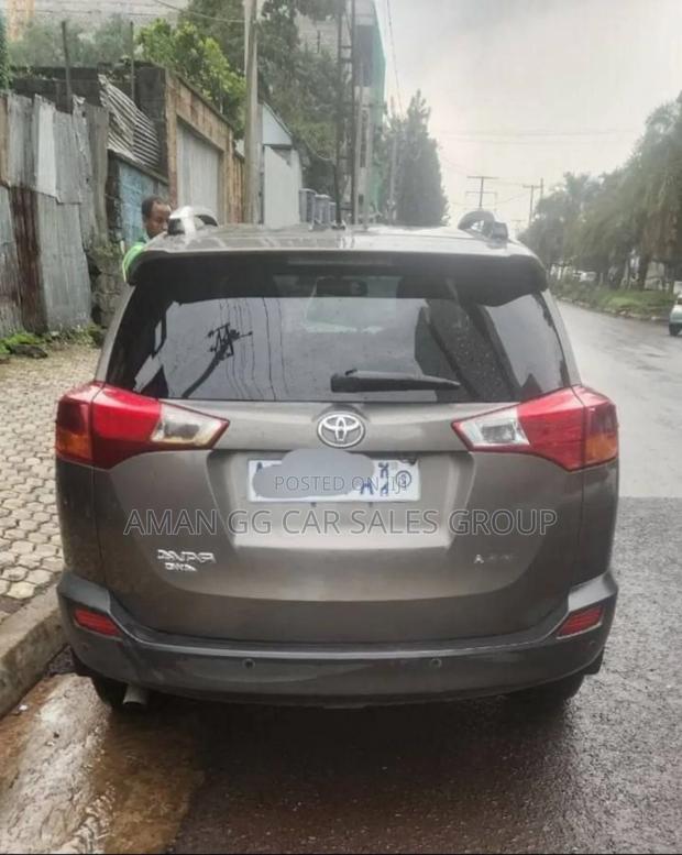 Toyota RAV4 2015 Gray