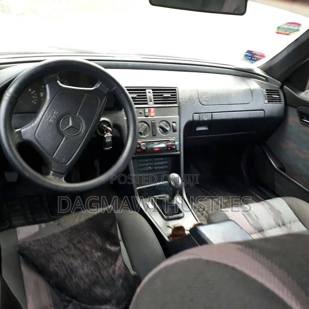 Mercedes-Benz C180 1996 Blue