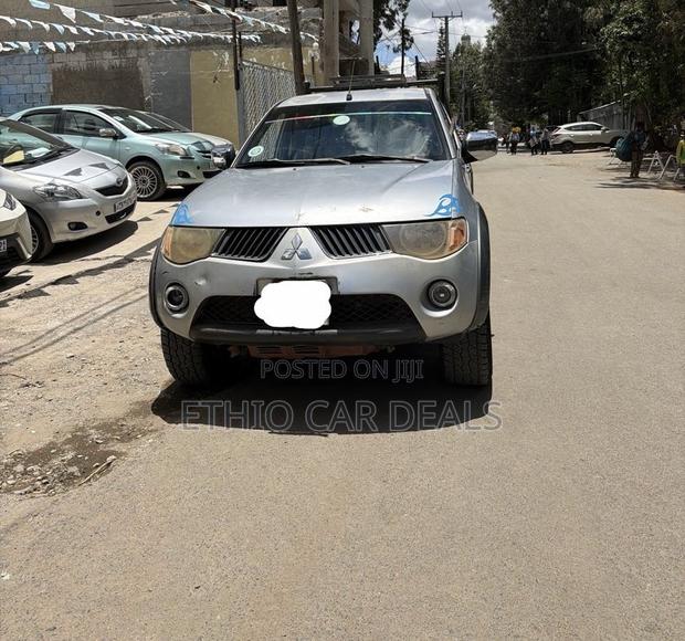 Mitsubishi L200 2008 Silver