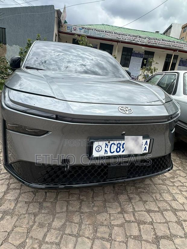 Toyota bZ3 2025 Gray