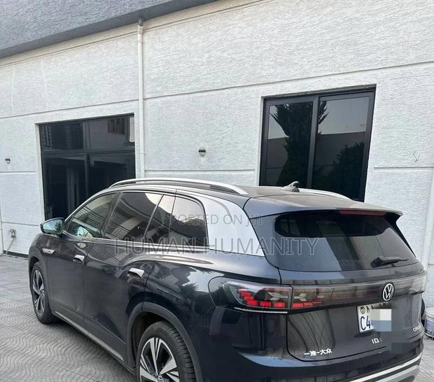 Volkswagen ID.6 2022 Black