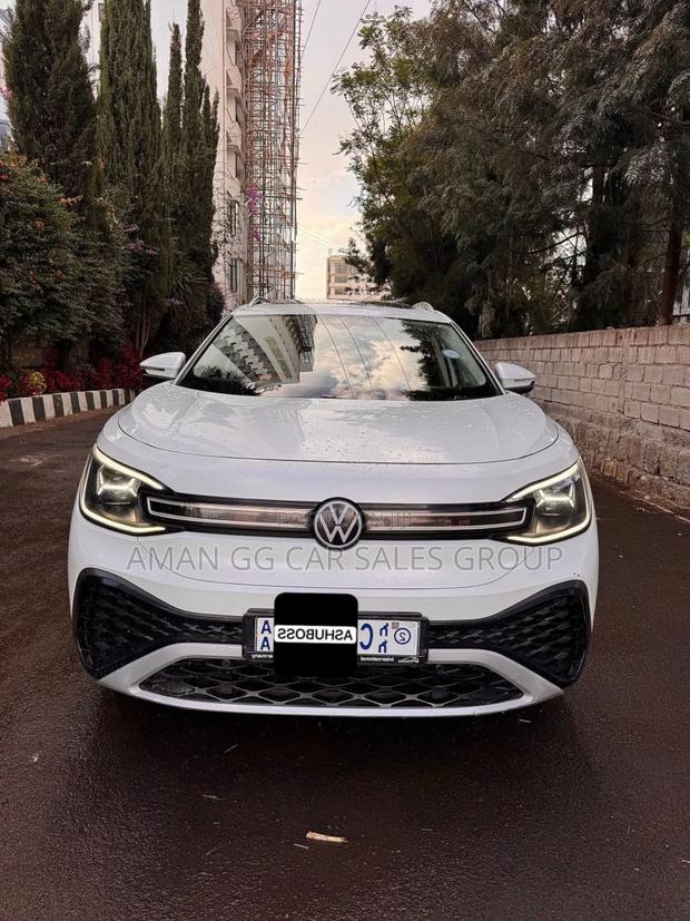 Volkswagen ID.6 2023 White
