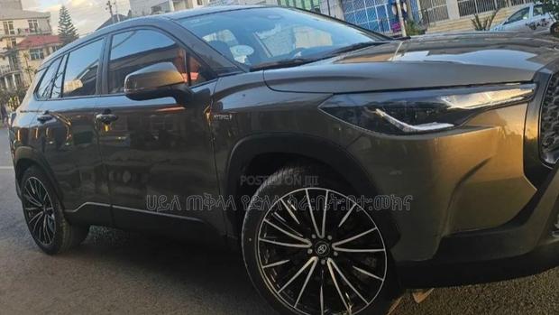 New Toyota Corolla Cross Hybrid 2024 Teal